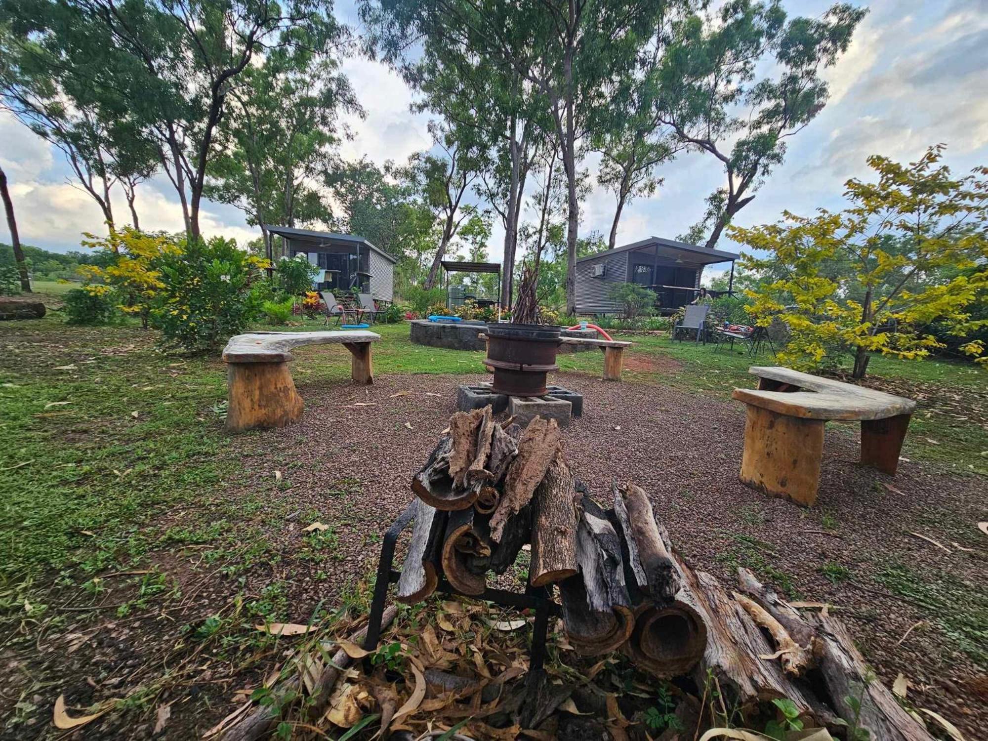 Litchfield Tropical Stay Batchelor Exteriér fotografie