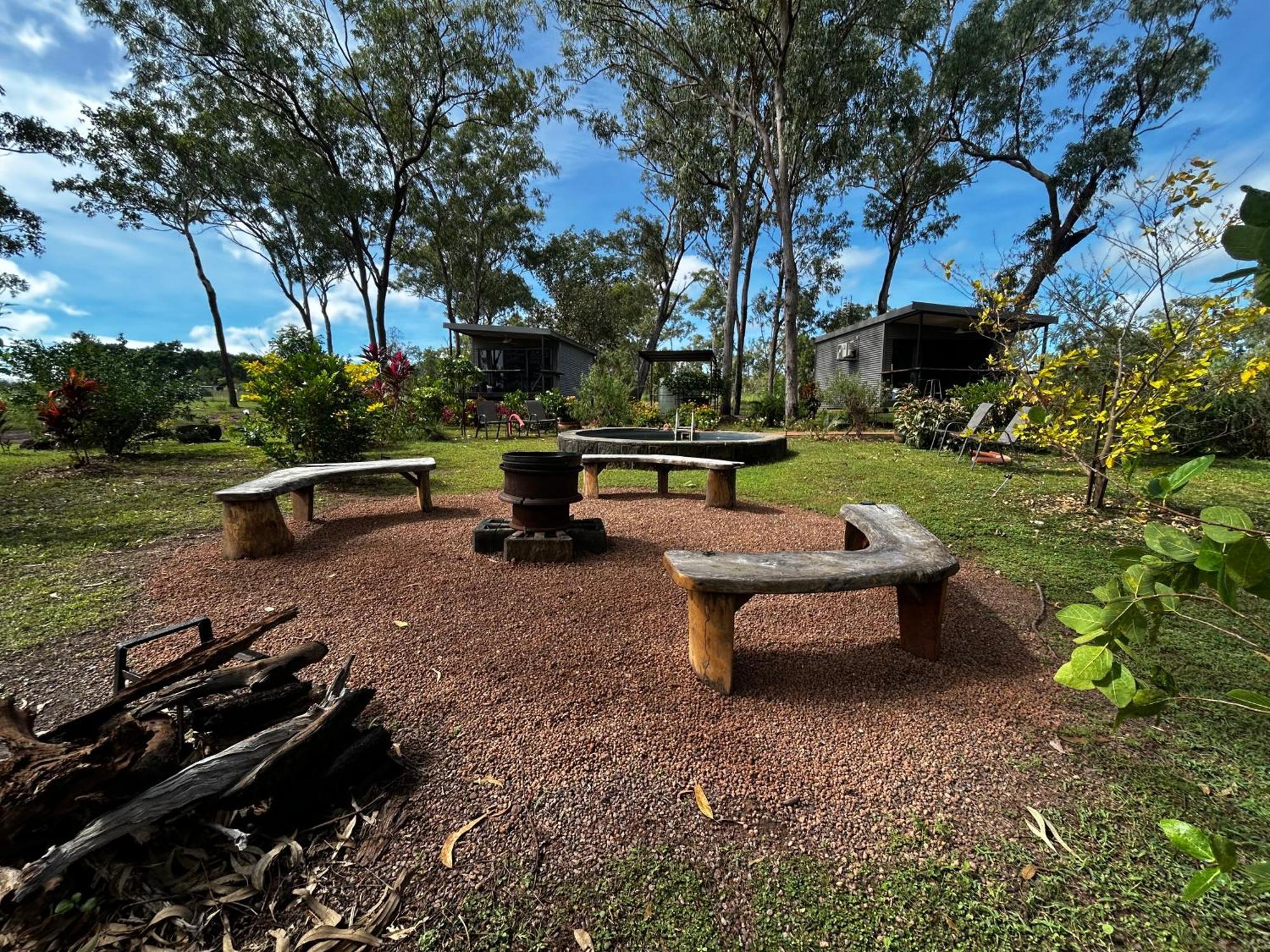 Litchfield Tropical Stay Batchelor Exteriér fotografie